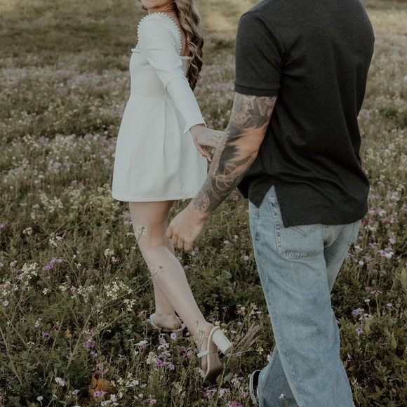 Elegant White Long Sleeve Dress with Pearl Accents - Picture 3 of 4